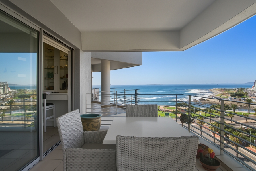 2 Bedroom Property for Sale in Three Anchor Bay Western Cape